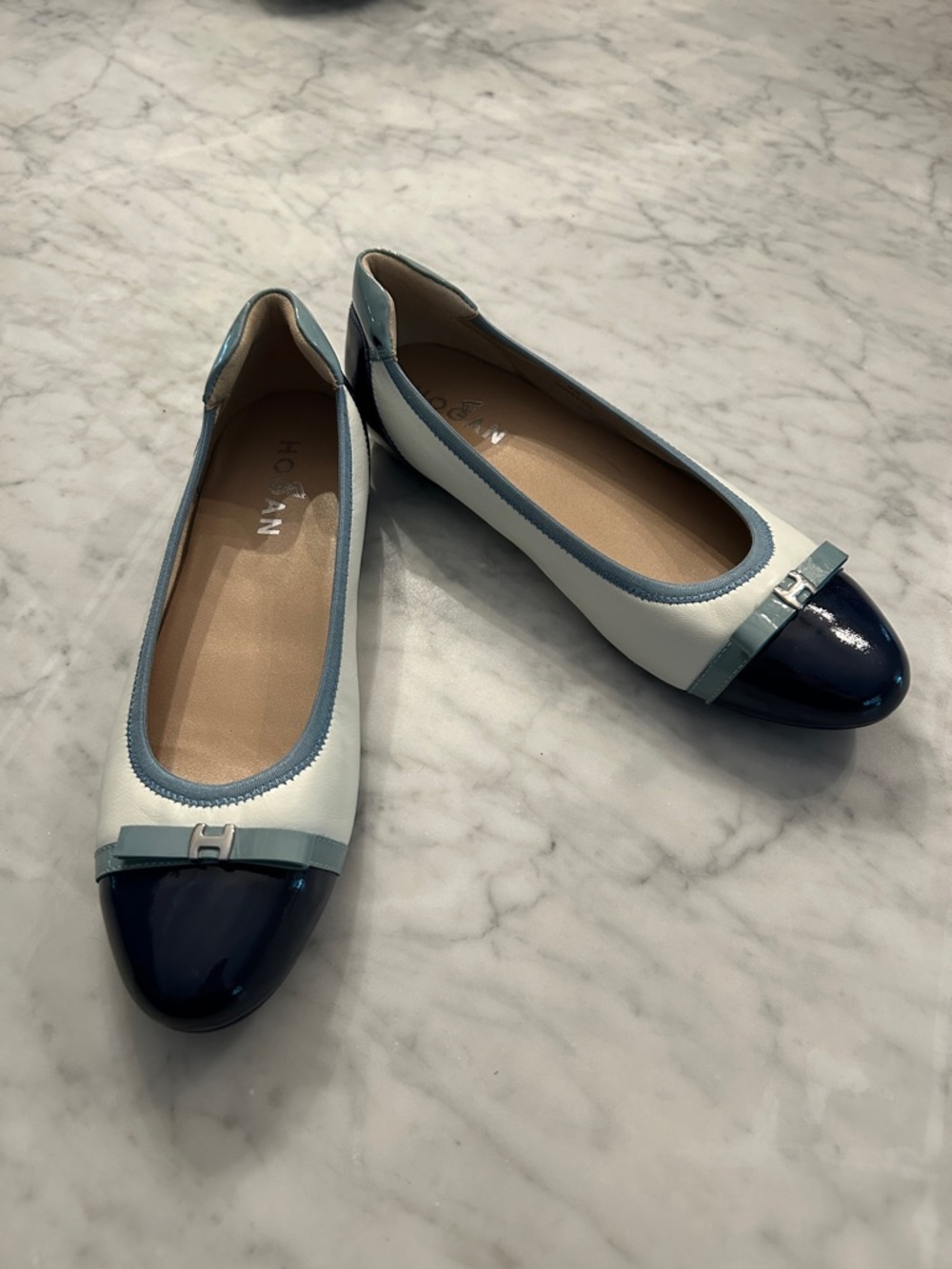 Hogan White, Navy & Light Blue Cap Toe Ballet Flats